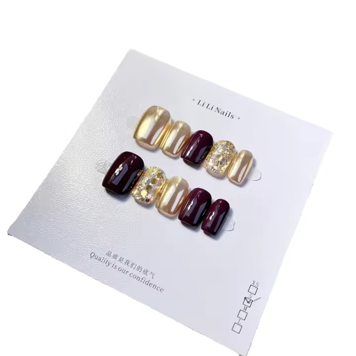 Uñas Postizas Hechas a Mano Color Bloqueado Rojo Vino Dorado Adornado con Polvo Espejo - 1