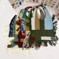 Bolso de un solo hombro tejido con borlas y patchwork, bolso - details 5