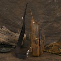 [Luxo diario] Bolso de pecho de cuero genuino para hombre: elegante bandolera de cuero marrón con correa ajustable, múltiples compartimentos con cremallera y diseño espacioso para uso diario - details 5