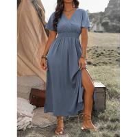 Vestido largo de verano 2024 de color sólido con cuello en V, manga acampanada, cintura elástica, adelgazante y con abertura. - details 19