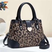 BTL-14814 Bolso moderno de Hip Hop para mujer, decoración ligera de lujo con estampado de leopardo, decoración de remaches de ambiente a la moda - details 0