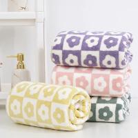 Toallas de lana de Coral de secado rápido, juego de regalo de baño con estampado de flores bordadas, engrosamiento de baño de playa alargado - details 9