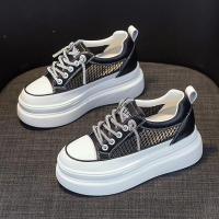Novedad de verano, moda blanca de suela gruesa, zapatos de mujer de malla transpirable con esponja en el interior para mayor altura, deportes y ocio - details 1