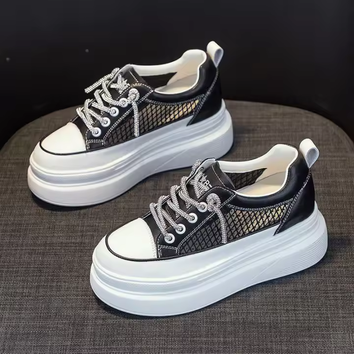 Novedad de verano, moda blanca de suela gruesa, zapatos de mujer de malla transpirable con esponja en el interior para mayor altura, deportes y ocio - 1
