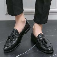 Los zapatos de vestir de cuero italianos del estilo que camina de los hombres más vendidos 2023 y los zapatos casuales del banquete de boda de Oxford - details 7
