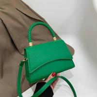 Bolso de Cuero Pequeño de Diseñador de Moda Bolso Cruzado de Lujo con Asa para Mujer - details 20