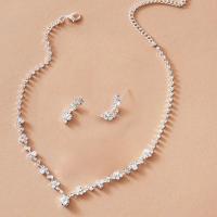 Collar de Lujo Sencillo con Doble Forma de Corazón Cadena con Colgante de Circonita de Cristal Exquisito Joyería de Boda, 2023 - details 13