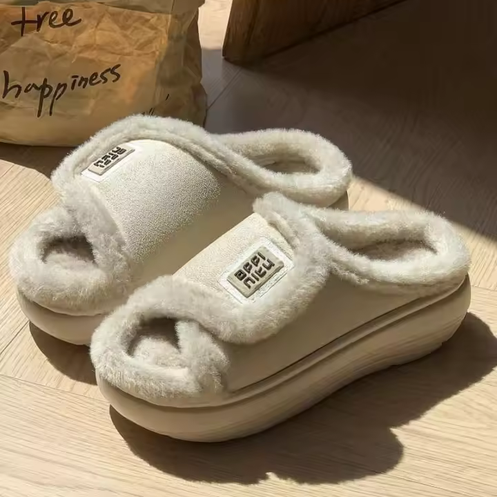 Zapatillas de algodón con Velcro para mujer, suela exterior de EVA suave para interiores y exteriores, plantilla de felpa, estilo de plataforma, fácil de combinar, novedad - 1