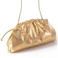 Bolso Cruzado de Dumpling Brillante Bolso de Noche de Nubes con Correa de Cadena - details 1