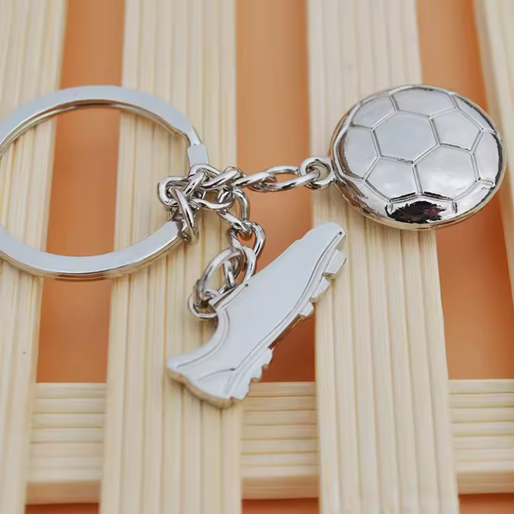 Llavero de Fútbol Copa del Mundo Llavero de Metal para Zapatos de Fútbol - 1