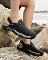 Verano dos usan zapatillas de playa, sandalias deportivas al aire libre y zapatos de montañismo. - details 30