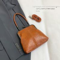 Bolso de hombro elegante con cierre de beso, bolso cruzado de estilo chino Retro de cuero PU, bolso de mujer Vintage de gran capacidad de Color sólido - details 27