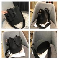 Bolso de diseñador de lujo para mujer, bandolera de cuero PU de gran capacidad, novedad de 2021 - details 3