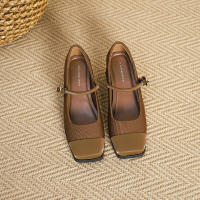 Zapatos sencillos estilo francés de tacón medio y punta cuadrada Merceditas - details 21