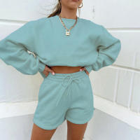 Wind Conjunto de pantalones cortos y sudadera con cuello redondo informal holgado de Color puro para mujer - details 4