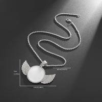 Colgante conmemorativo con foto de espejo de alas de Ángel con incrustaciones de cristal de hielo, collar de circonia, joyería de moda para parejas, regalo de cumpleaños - details 4