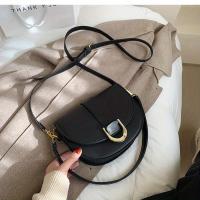 Bolso bandolera elegante para mujer - Bolso de hombro versátil con herrajes en tono dorado, cierre de cremallera y forro de poliéster, marrón/negro, perfecto para ocasiones informales o formales, bolso bandolera, accesorio de moda, bolso elegante, acabado - details 14