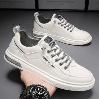 Nuevos zapatos blancos transpirables de primavera para hombre, zapatos de tela versátiles a la moda, zapatos deportivos y de ocio, zapatos de moda - details 0