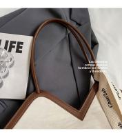 Bolso de Hombro Grande y Moderno para Mujer Nueva Tendencia 2025 Estilo Caliente en Bolsos y Viajes - details 4