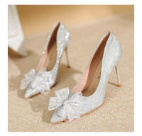 Zapatos de cristal franceses 2025 primavera y otoño nuevos zapatos de boda plateados con diamantes de imitación, punta de arco, tacones altos de aguja para mujer. - details 7