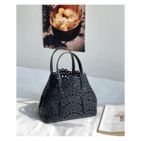 Nuevo estilo de mujer tallada hueca, bolso de cesta cruzado de alta gama a la moda para el trabajo - details 15