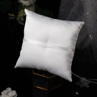 Almohada romántica para anillo de boda, almohada europea con diamantes de imitación brillantes, doble corazón, portador de anillo, cojín cuadrado con lazo - details 4