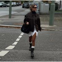 Chaqueta Bomber de Cuero para Mujer Arayas Casuales con Cremallera Chaquetas de Manga Larga Sueltas con Borla Moda 2024 - details 13