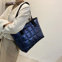 Bolso de mano de algodón con almohadilla espacial para mujer, bolsa de viaje de hombro acolchada, de gran capacidad, impermeable, a la moda, Invierno - details 17