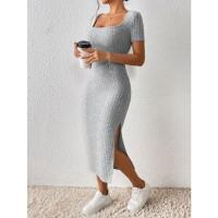 Vestido midi de punto con cuello cuadrado, sin mangas, con abertura y mangas cortas, versátil para todas las estaciones, vestido de mujer. - details 0
