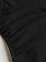 Vestido de cuello cuadrado de mujer con falda corta de cintura alta - details 5