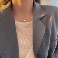 Collar de Acero de Titanio con Bolas Metálicas Diseño Exclusivo Trendy para Mujer - details 10