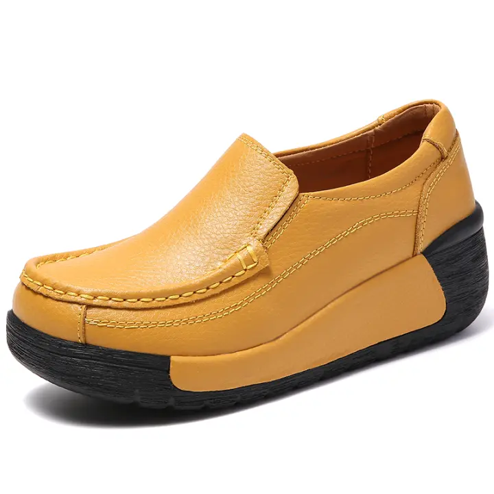 Mocasines sin cordones para mujer Zapatos de plataforma informales con parte superior baja y ancha de cuero cómodos - 1