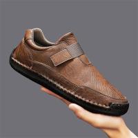 Zapatillas deportivas de cuero para hombre, zapatos planos sin cordones de Velcro, cómodos, ligeros, para conducir, para caminar y trabajar - details 13