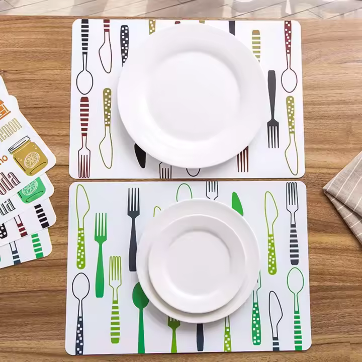 Decoración de mesa de cena de dibujos animados de 40x28cm, mantel individual para cocina, mantel, almohadilla de disco, vajilla - 1
