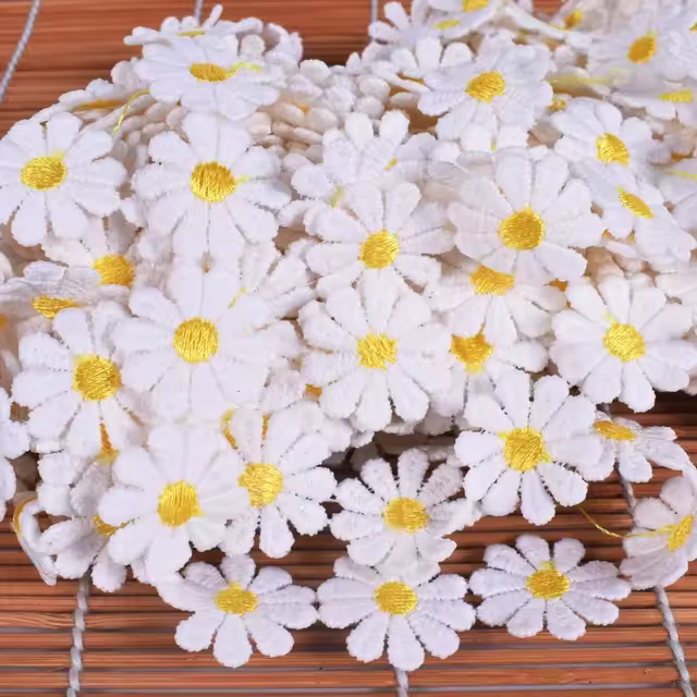 Cinta de tela de encaje de Margarita amarilla, decoración de boda para el hogar, adorno de costura, falda, almohada, cortina, Festival, accesorios de vestido, 2Y - 1