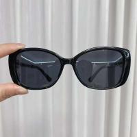 Gafas de Sol Polarizadas de Alta Calidad y Moda 2025 Estilo Cuadrado para Mujeres Protección UV400 - details 3