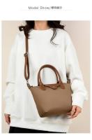 NOVEDAD DE VERANO 2025, bandolera de tela suave impermeable Simple para mujer, mochila de lujo de alta gama - details 9