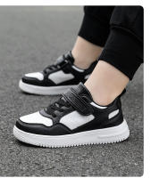 Zapatillas de deporte para niños, zapatos informales para niños, zapatos planos de cuero negro para caminar para estudiantes, calzado deportivo ligero antideslizante para niñas - details 11