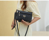 Mamá Mujeres de mediana edad, Mini bolso cruzado, bolso de mensajero suave con borlas para mujer - details 14