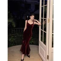 Vestido de Terciopelo Rojo de Alta Gama Estilo Francés para Mujeres en Otoño-Invierno - details 1