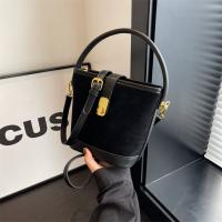 Bolso de Mujer de Gran Capacidad Bolso Cuadrado Mate, Sentido de Alta Gama, Bolso Portátil para las Axilas - details 6
