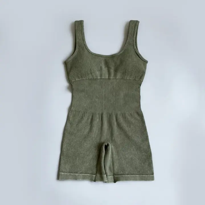 Mono de Yoga para Mujeres FKAFIT con Cuello Redondo y Tejido de Nylon. Manga Sin Chancho Acabado en Lavado Ácido Ropa Deportiva Ajustada y Elástica - 1