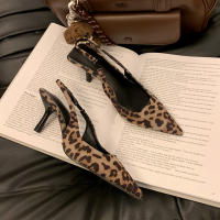 Nuevo nicho retro de gama alta con estampado de leopardo tacones altos temperamento elegante tacón fino sandalias puntiagudas - details 6