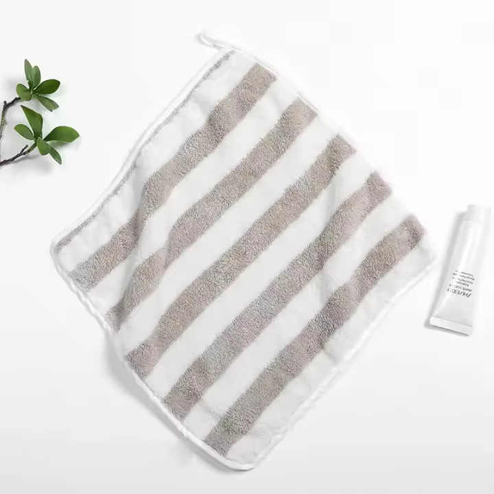 Toalla de Cara de Microfibra de Secado Rápido Toalla de Baño para Bebé a Rayas de Suave - 1