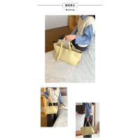 Bolso de hombro Bolso de mano para mujer con sentido premium de gran capacidad, diseño portátil, sentido para mujer. - details 5