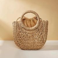 Bolso de playa de media luna de vid de hierba tejido a mano, bolso de hombro hueco de verano para mujer de gran capacidad - details 33