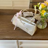 Bolso de mano francés dulce para compras, cinta de estilo coreano para mujer, bolso para axila, bolso de viaje de cuero PU de alta calidad - details 15