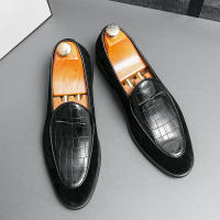 Mocasines de piel sintética para hombre, zapatos informales de cuero sintético, a la moda, para negocios, bodas y fiestas - details 1