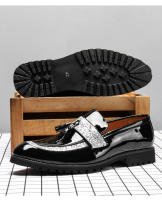 Nuevos zapatos de cuero puntiagudos tendencia de los hombres lentejuelas mocasines con flecos británicos - details 8