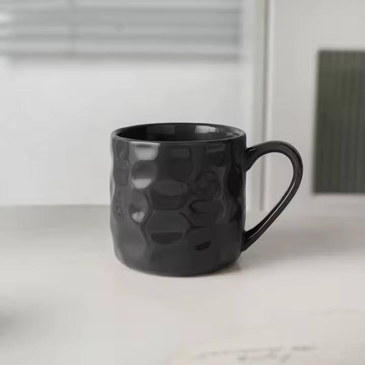 Taza de cerámica negra de estilo nórdico, taza de café para el hogar, regalo al por mayor, alto sentido, alto valor - 1